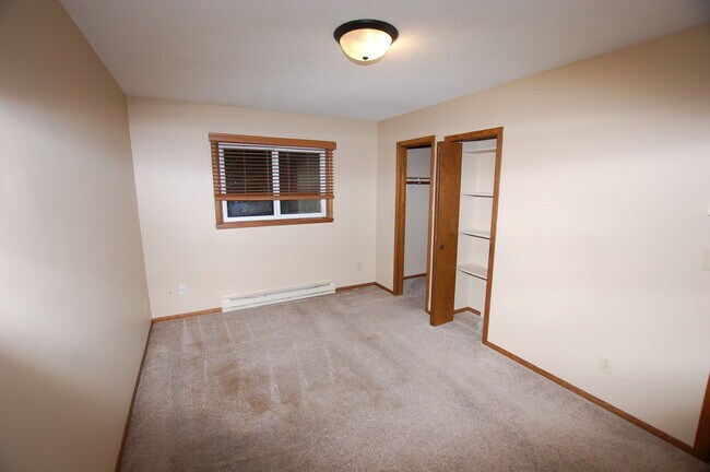 Foto del edificio - 3028 18th St S