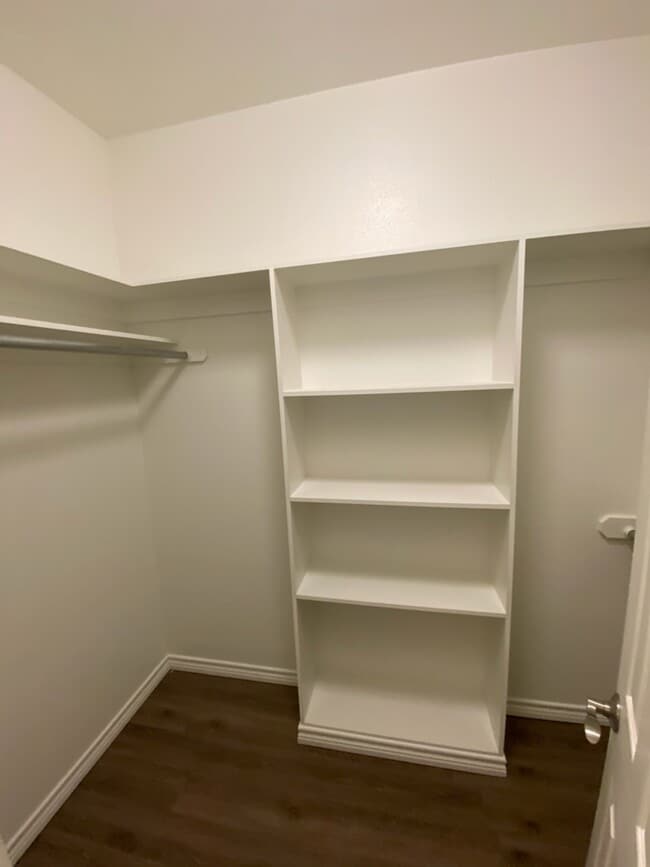 Building Photo - 600 Pecan Ct