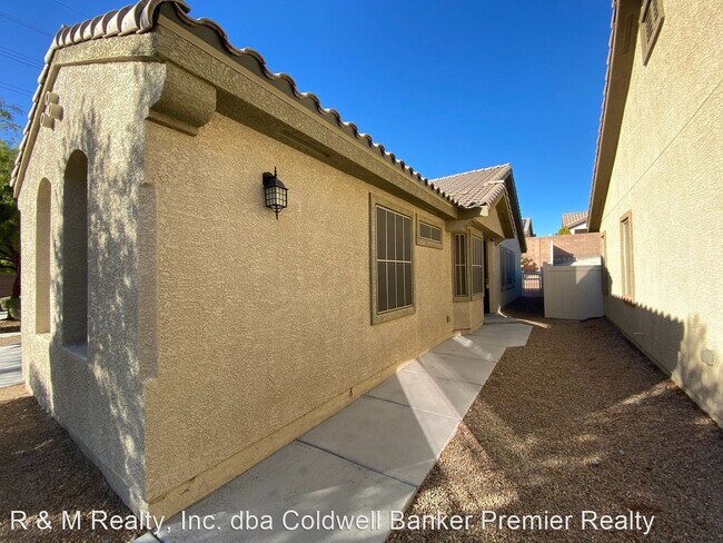 Building Photo - 3 br, 2 bath House - 2016 Turtle Beach