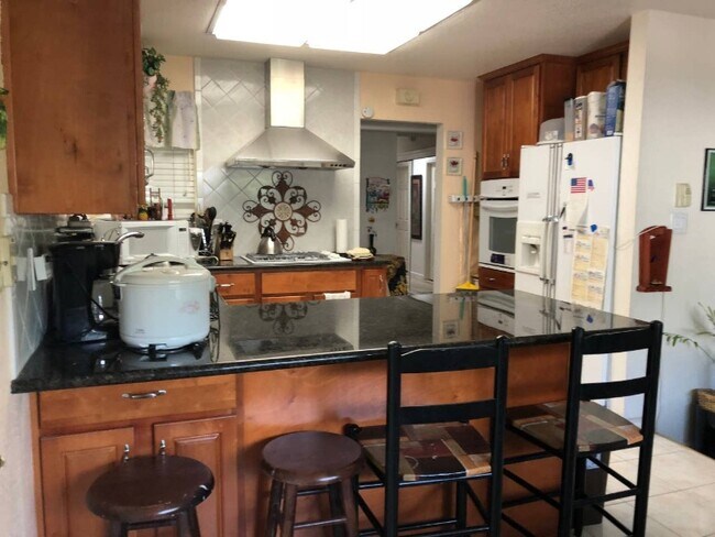 Photo - 1092 Keldon Dr House