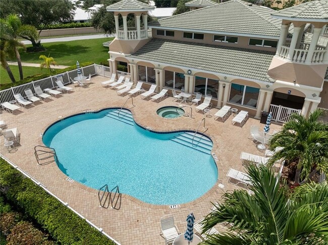 Building Photo - 6616 7th Ave Cir W