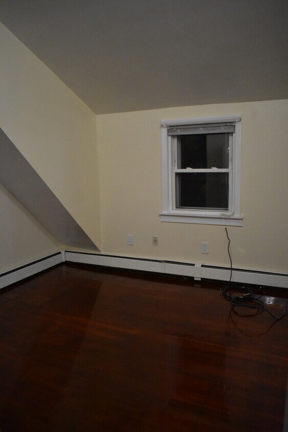 Foto principal - 129 Bradstreet Ave