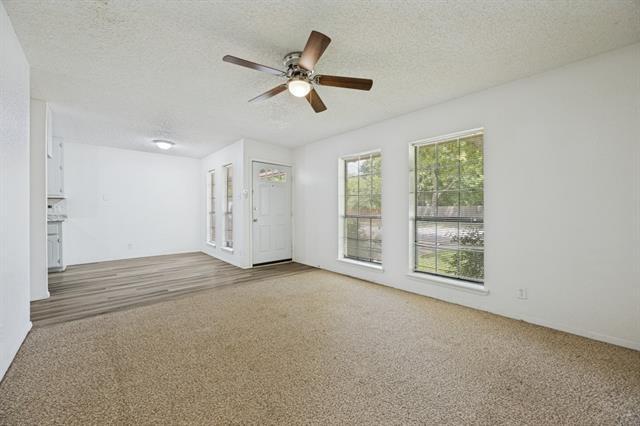 Building Photo - 808 W Belden St
