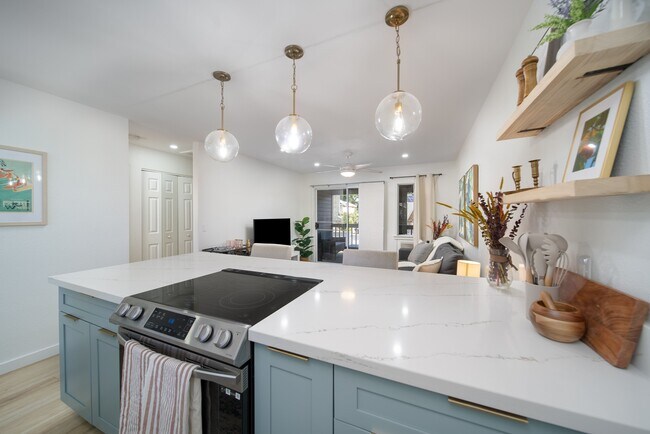 Foto del edificio - 94-525-525 Lumiaina St