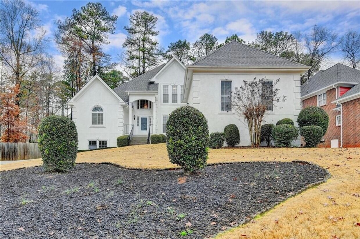 Primary Photo - 6001 Rocky Shoals Ct