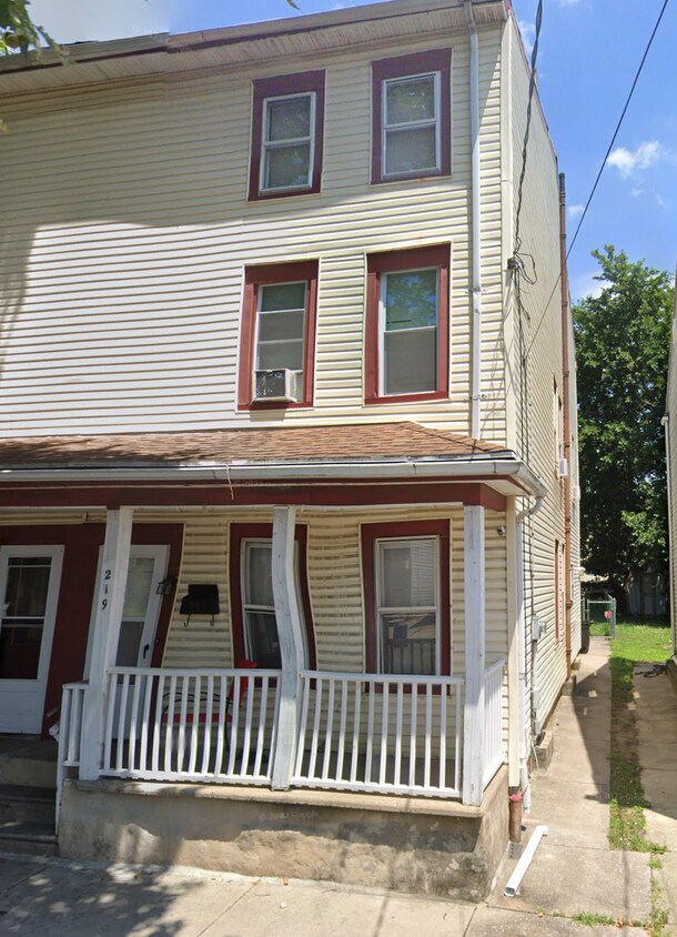Photo - 219 Hudson St (Gloucester City, NJ)
