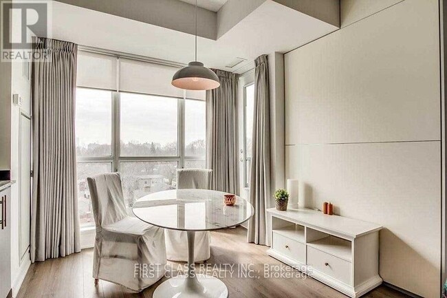 Building Photo - 60 Berwick Ave