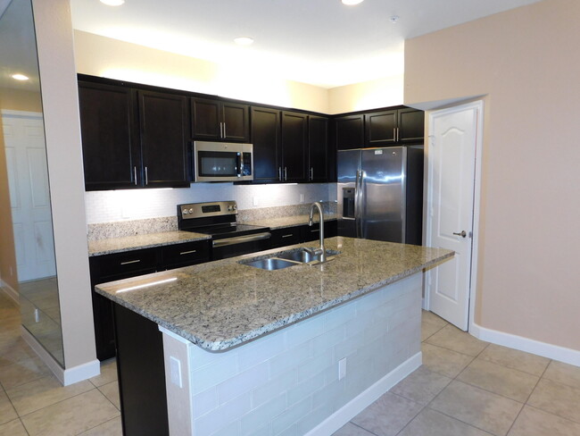 Building Photo - 9516 SW Merlin Ct