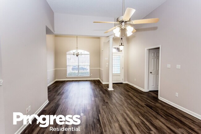 Building Photo - 1250 Trafalgar Dr