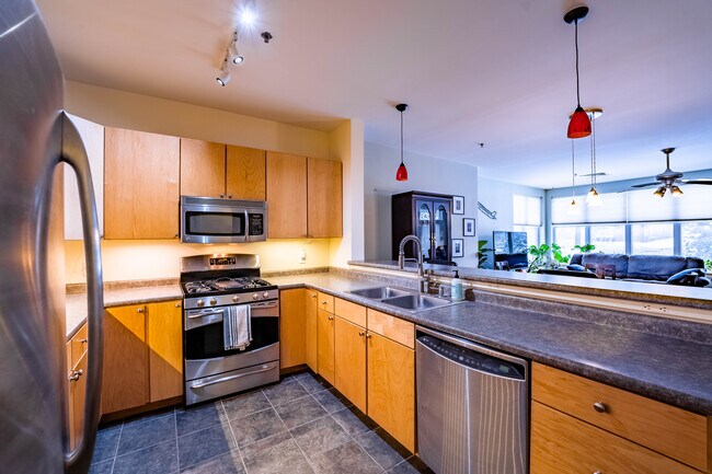Foto del edificio - 410 Farrell St