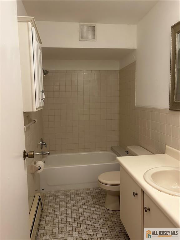 Foto del edificio - 628 Cricket Ln