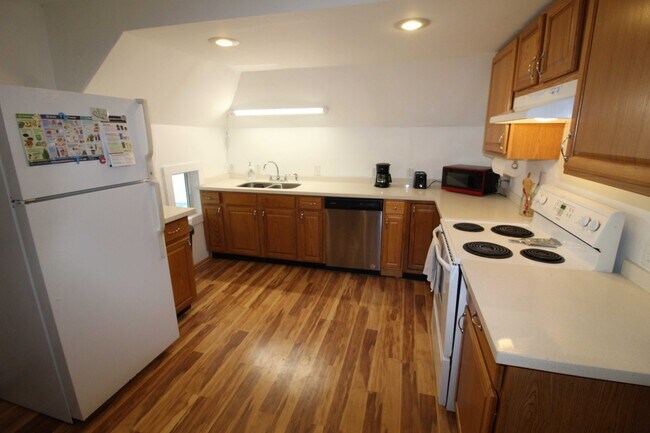 Cocina compartida - 930 N 85th St