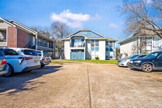 Building Photo - 6118 W Mt Houston Rd