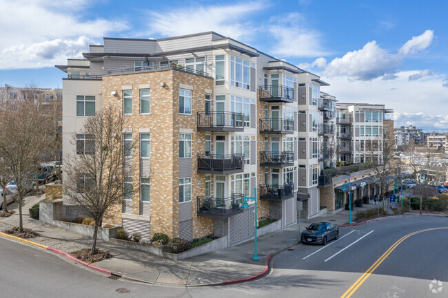 Building Photo - Kirkland Central Condominiums