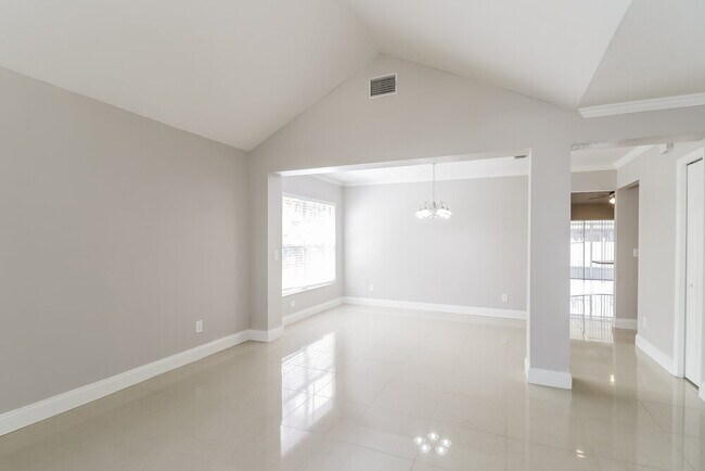 Building Photo - 24740 Silversmith Dr