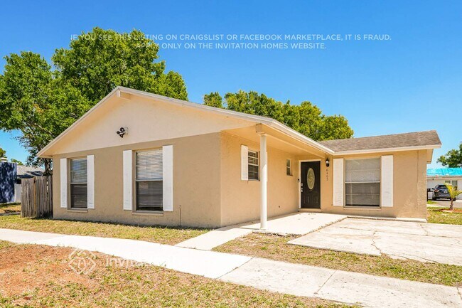 Foto del edificio - 6405 Regatta Ct