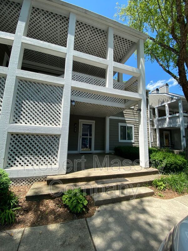 Foto del edificio - 51 Lake Ave