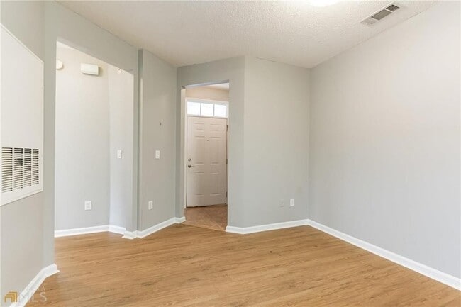 Building Photo - 711 Spring Heights Ln