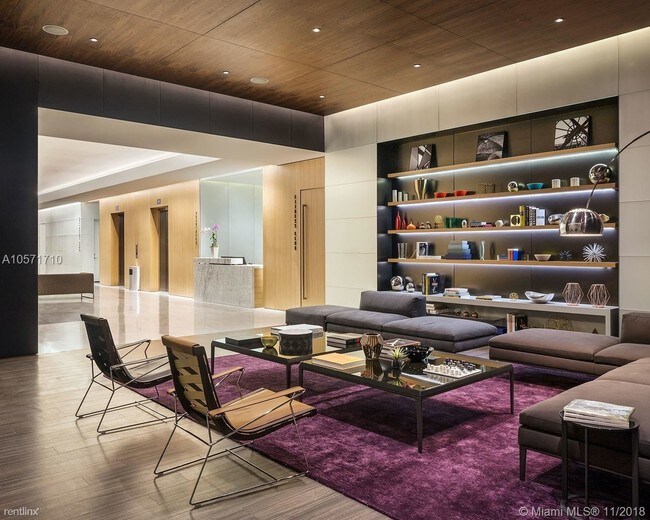 Foto del edificio - 88 SW 7th St