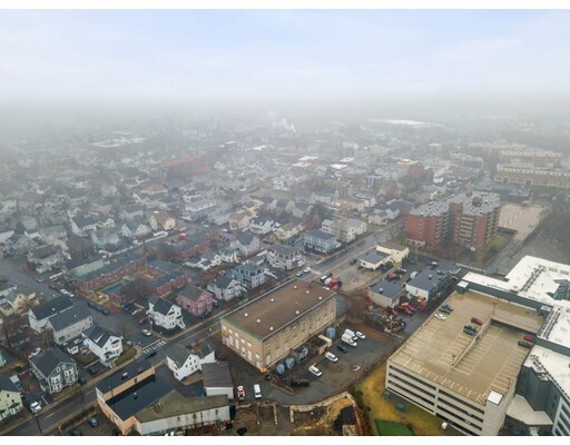 Building Photo - 75 Pine St