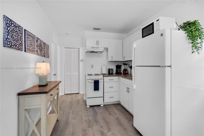 Foto del edificio - 925 SW 15th Ave