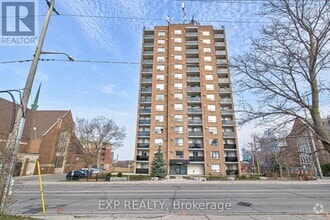 Building Photo - 64-464 Benton St