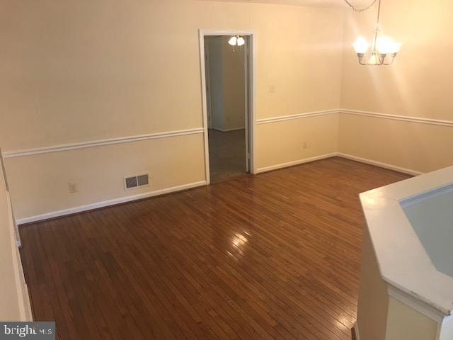 Building Photo - 213 Beacon Dr