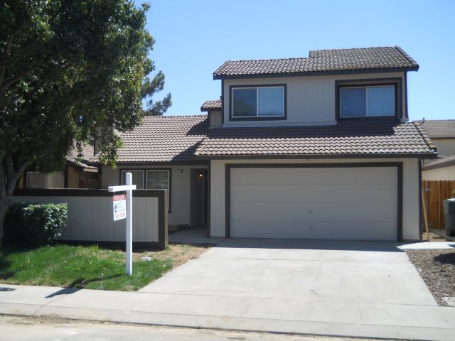 Primary Photo - 540 Navarre Pl