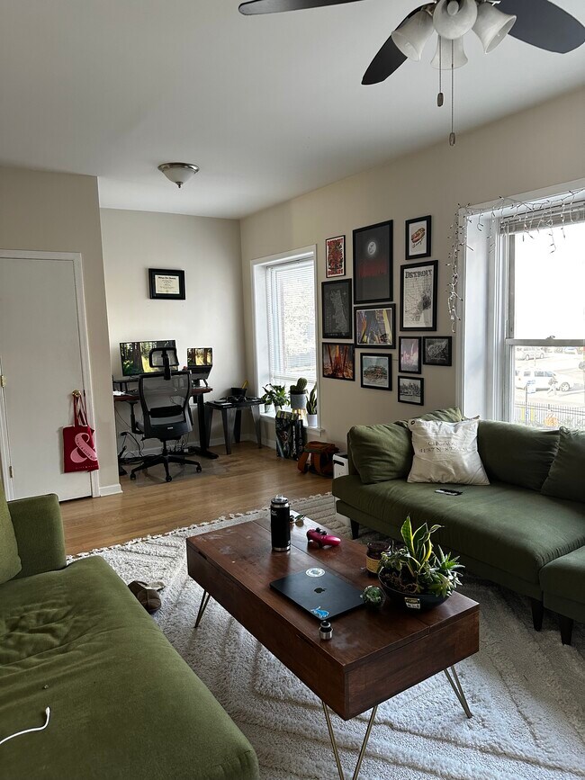 Foto del edificio - 2804 N Halsted St