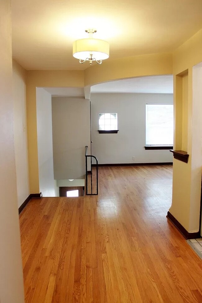 4512 Jamieson Ave Unit 1A, Saint Louis, MO 63109 Apartments in Saint