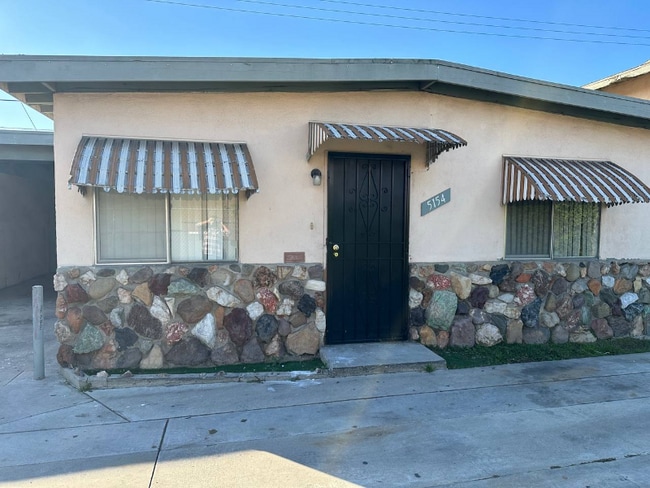 Foto del edificio - 5154 Santa Ana St