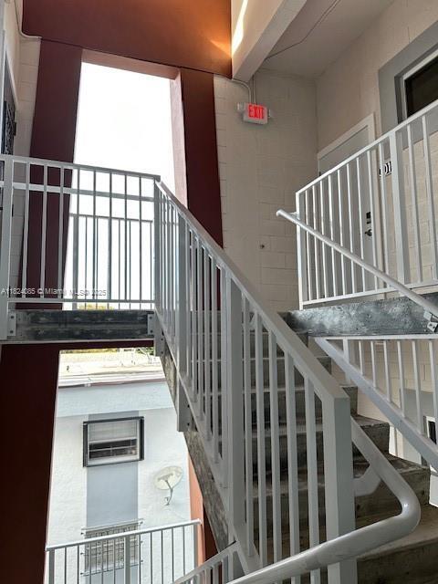 Foto del edificio - 320 SW 13th Ave