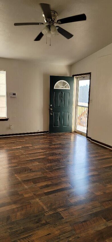 Foto del edificio - 3539 Clover Meadows Dr