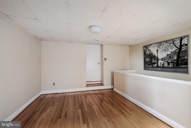 Foto del edificio - 937 Christian St