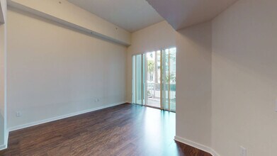 Interior Photo - The Slade at Channelside