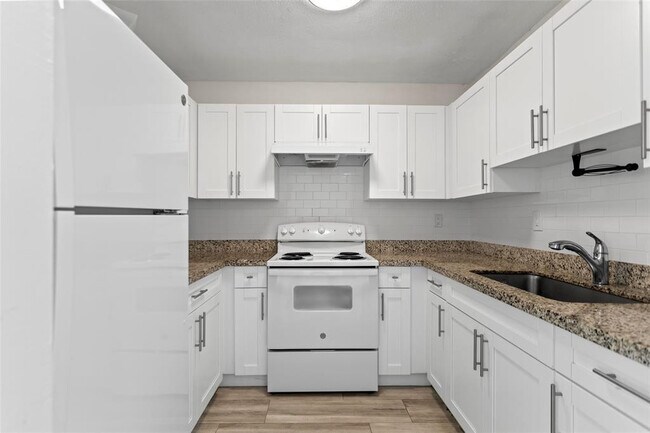 Foto del edificio - 493 NW 43rd St