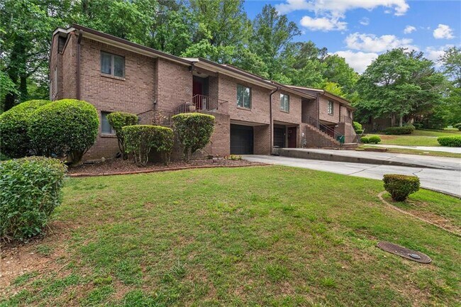 Foto del edificio - 5547 Circlestone Ln
