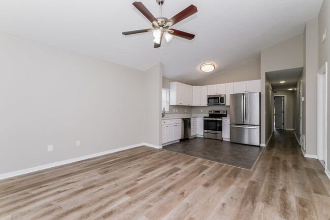 Building Photo - 6123 Sand Key Ln