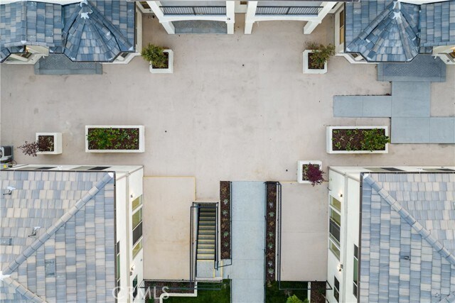 Foto del edificio - 67 S Craig Ave