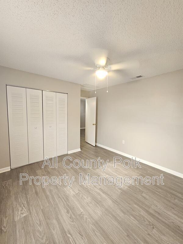 Foto del edificio - 455 Buck Moore Rd