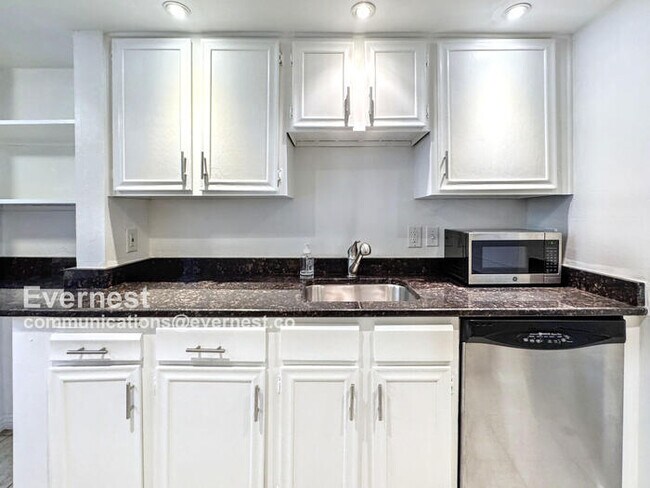 Foto del edificio - 3132 E 17th Ave