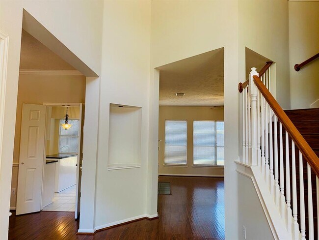 Building Photo - 3310 Baden Oaks Ct