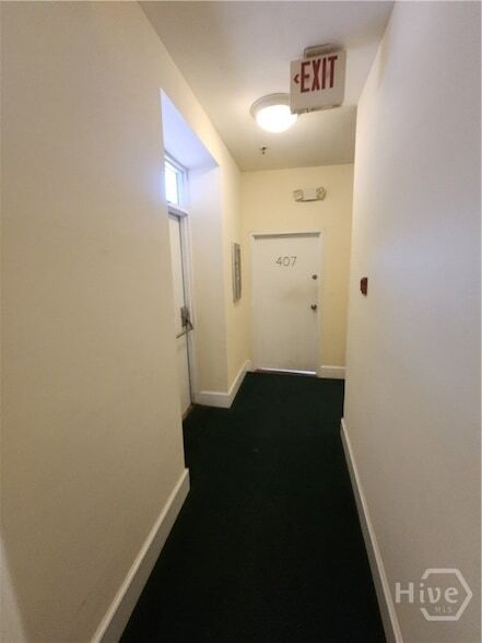 Foto del edificio - 101 W Oglethorpe Ave