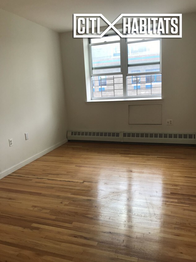 Foto principal - 116 W 116th St