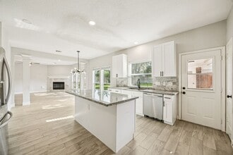 Building Photo - 16802 Willow Bend Ct