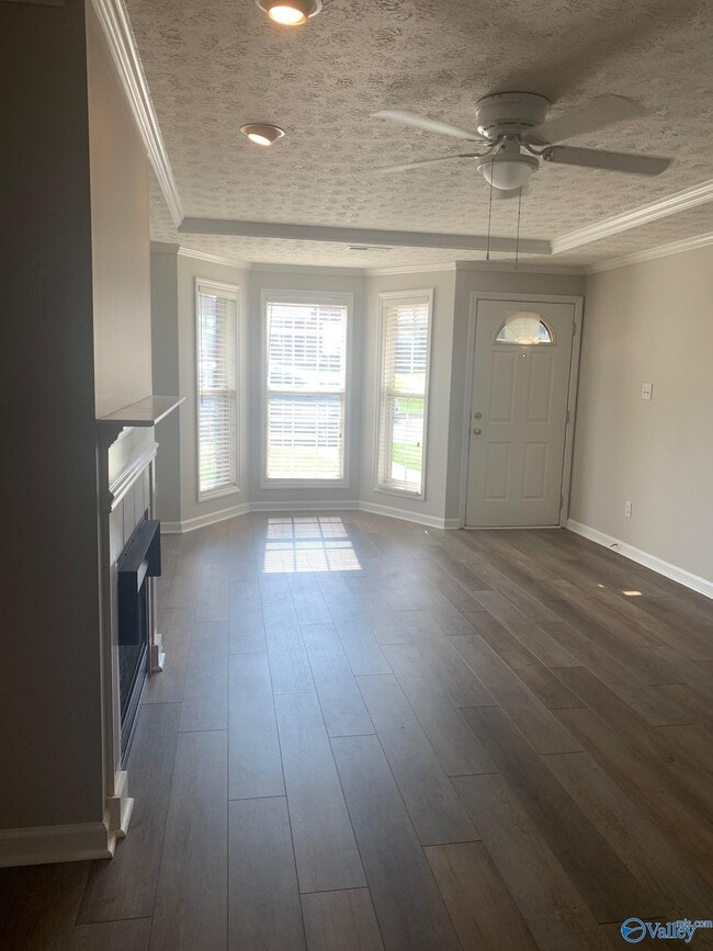 Building Photo - 1415 Bridgewater Pl