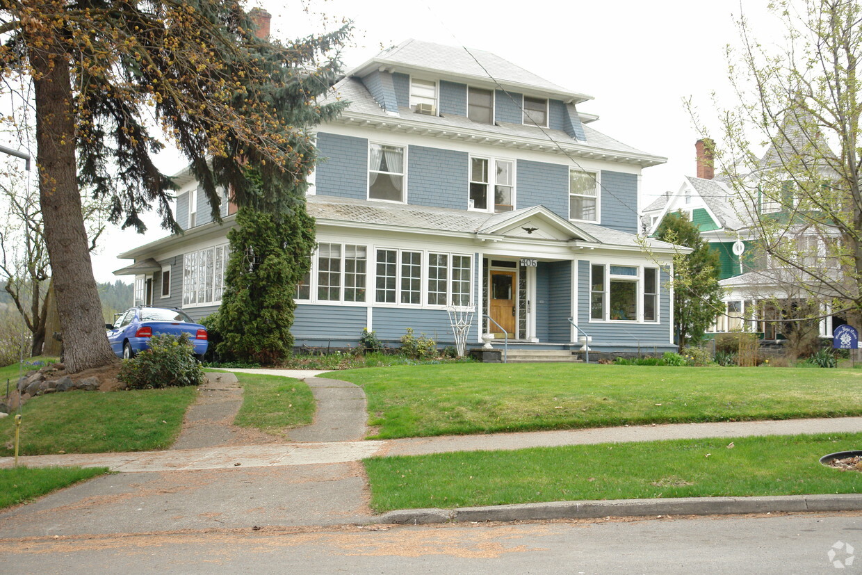 Foto del edificio - 406 S Coeur D'alene St