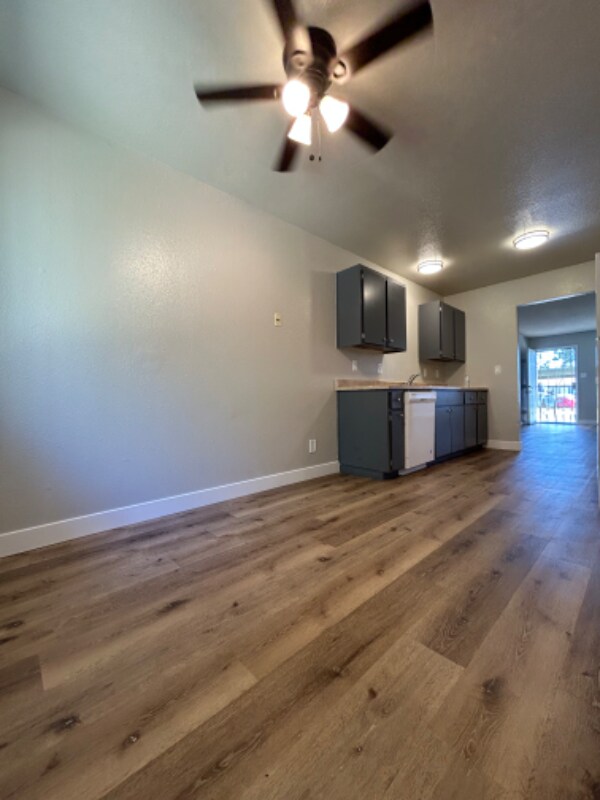 Foto del edificio - 656 Sunnyside Ave
