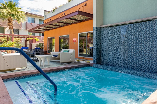 Building Photo - The Standard Scottsdale