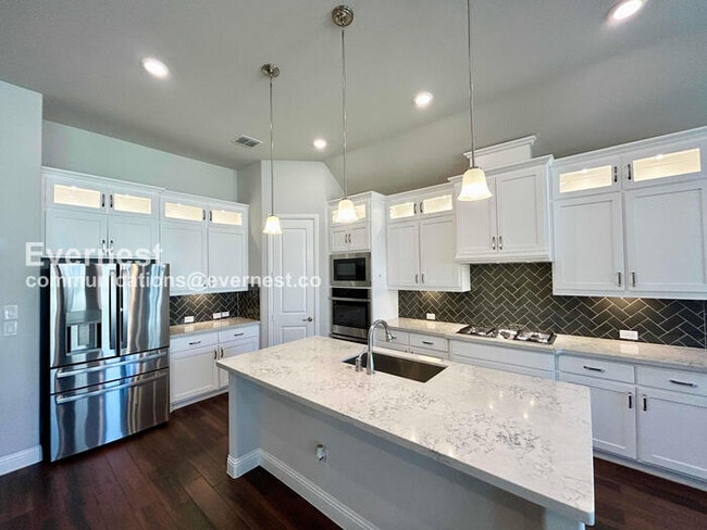 Foto del edificio - 5478 Bradford Green Trail